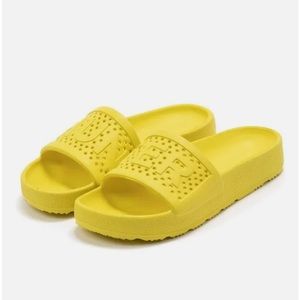 Hunter Yellow Slide Sandals